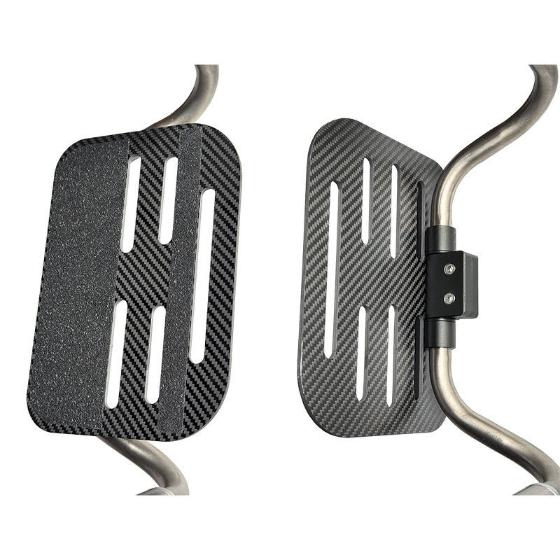 杰出辅具 轮椅配件 可后翻踏板 翻折踏板 碳纤维踏板